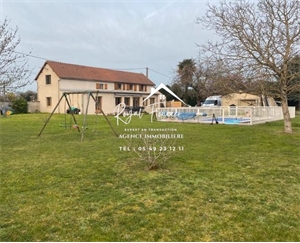 maison-villa à la vente -   86100  CHATELLERAULT, surface 209,08 m2 vente maison-villa - APR582894